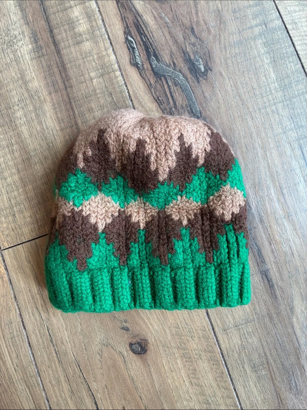 Gucci Green Brown Tan Knit Logo Beanie